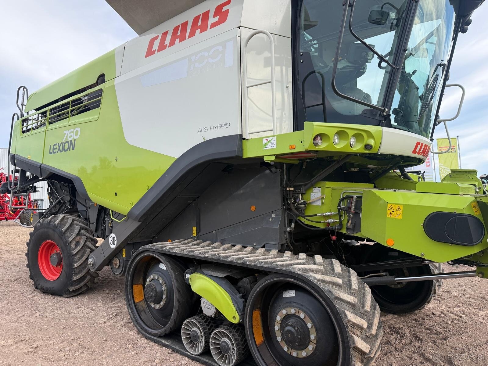 Kombajn zbożowy Claas Lexion 760TT heder V1050 rok prod.2014