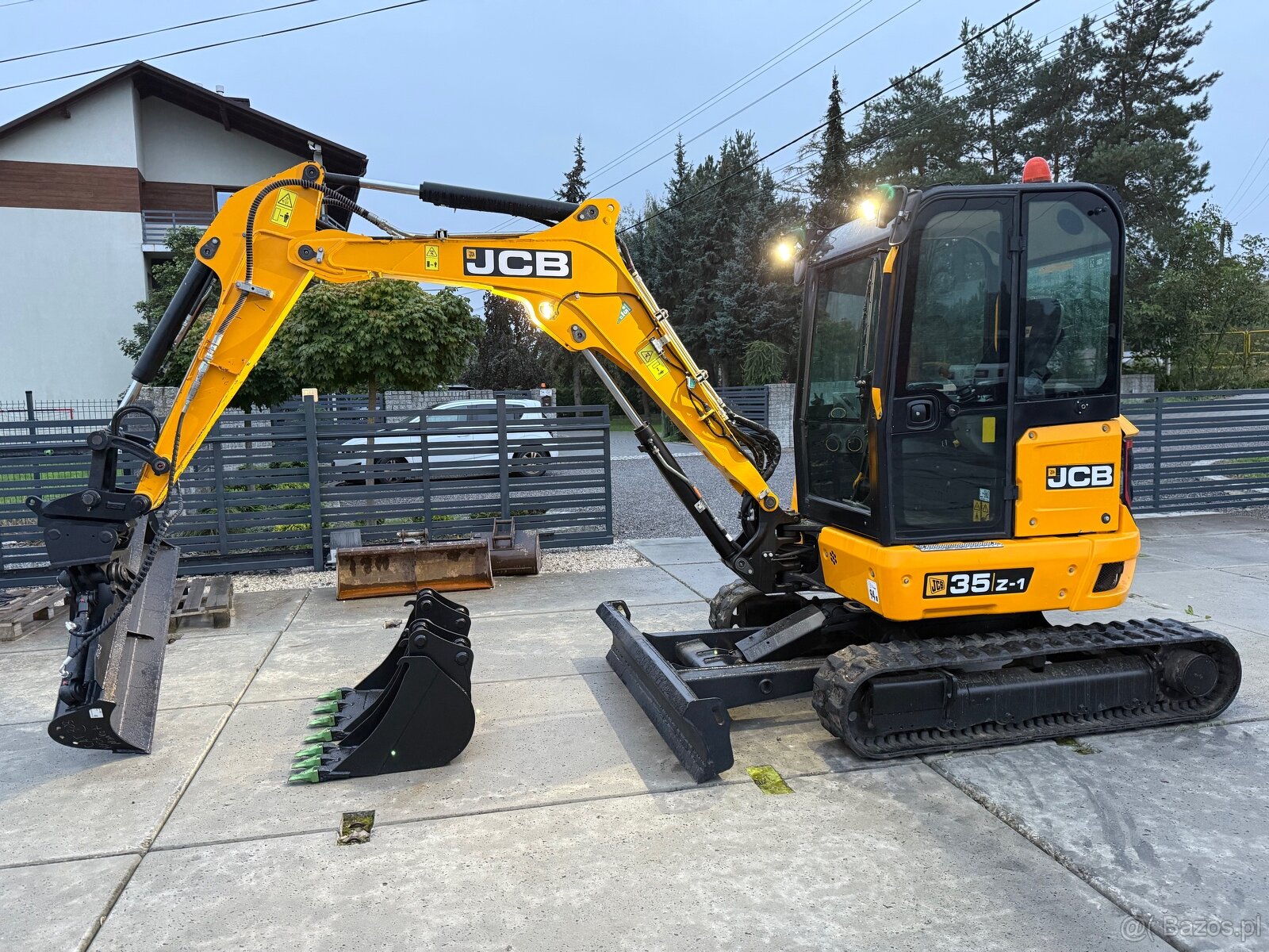 JCB 35Z-1 mini rýpadlo bagger minikoparka koparka