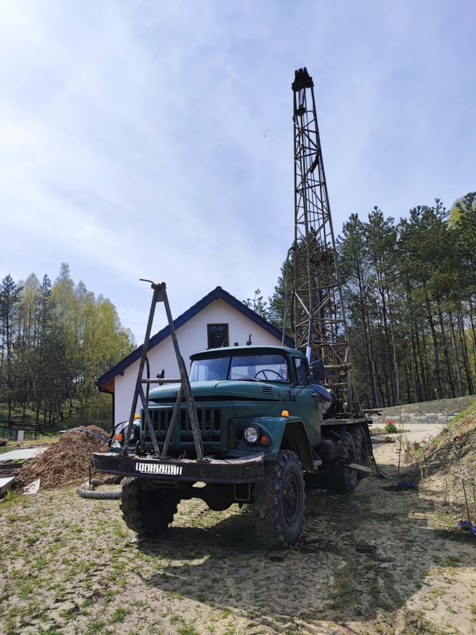 Wiertnica do studni ZIŁ 131 ЗиЛ URB 2,5a