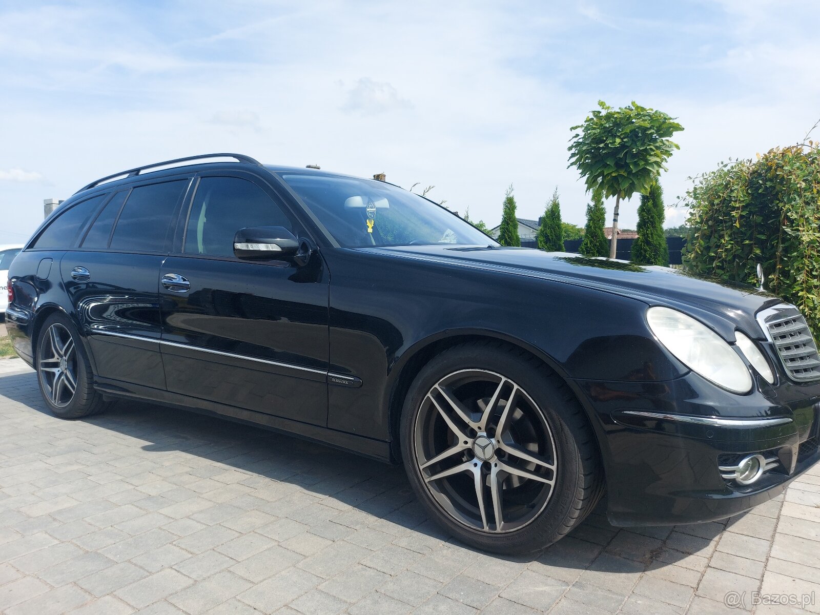 Mercedes W211