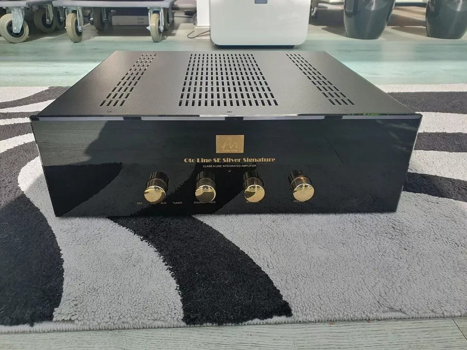 Audio Note OTO Line SE Silver Signature -- Price : 3800 EUR