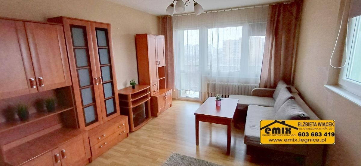 Kawalerka z balkonem, 8 piętro, piwnica, wyposażona, czysta