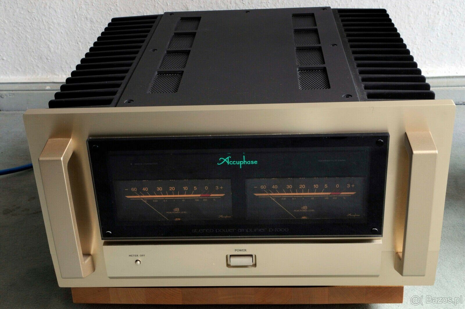 Accuphase P 7000 - (Price: 3000 EUR)