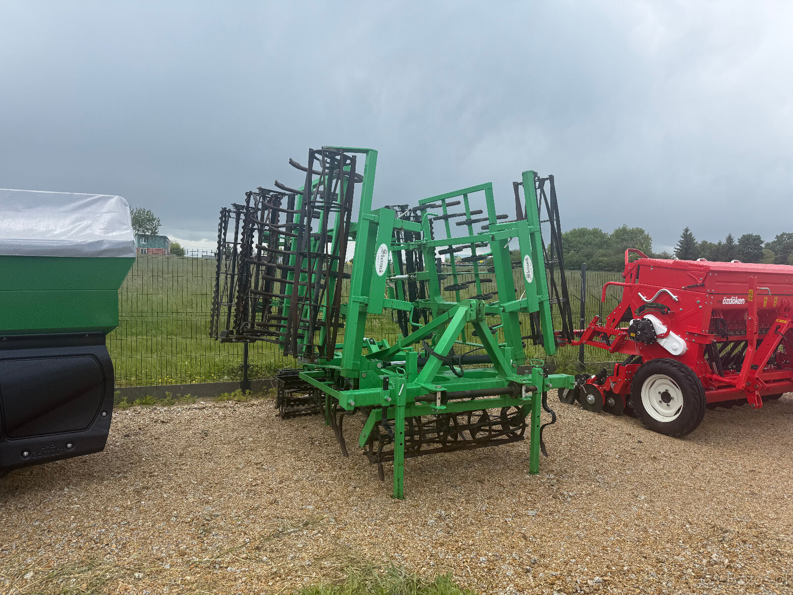 Agregat uprawowy hydraulicznie składany 5m