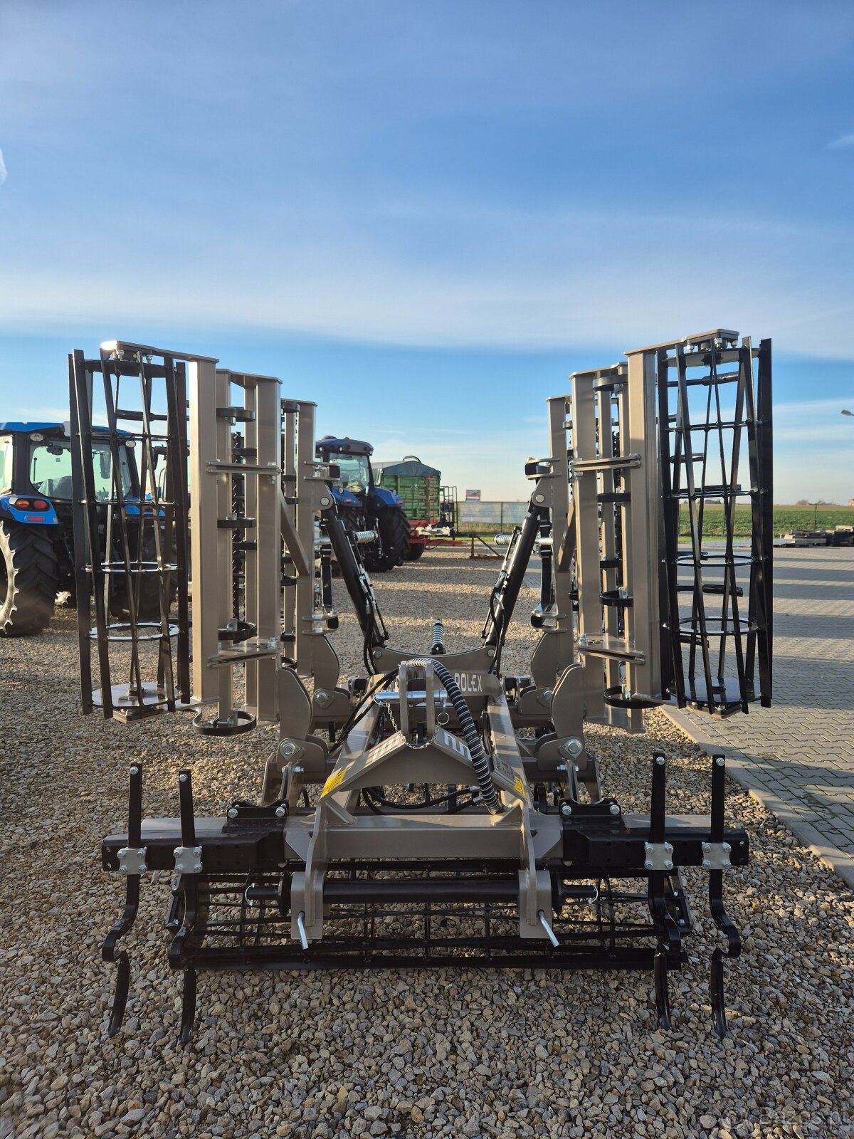 Nowy agregat uprawowy Rolex AUH 420- dostępny od ręki