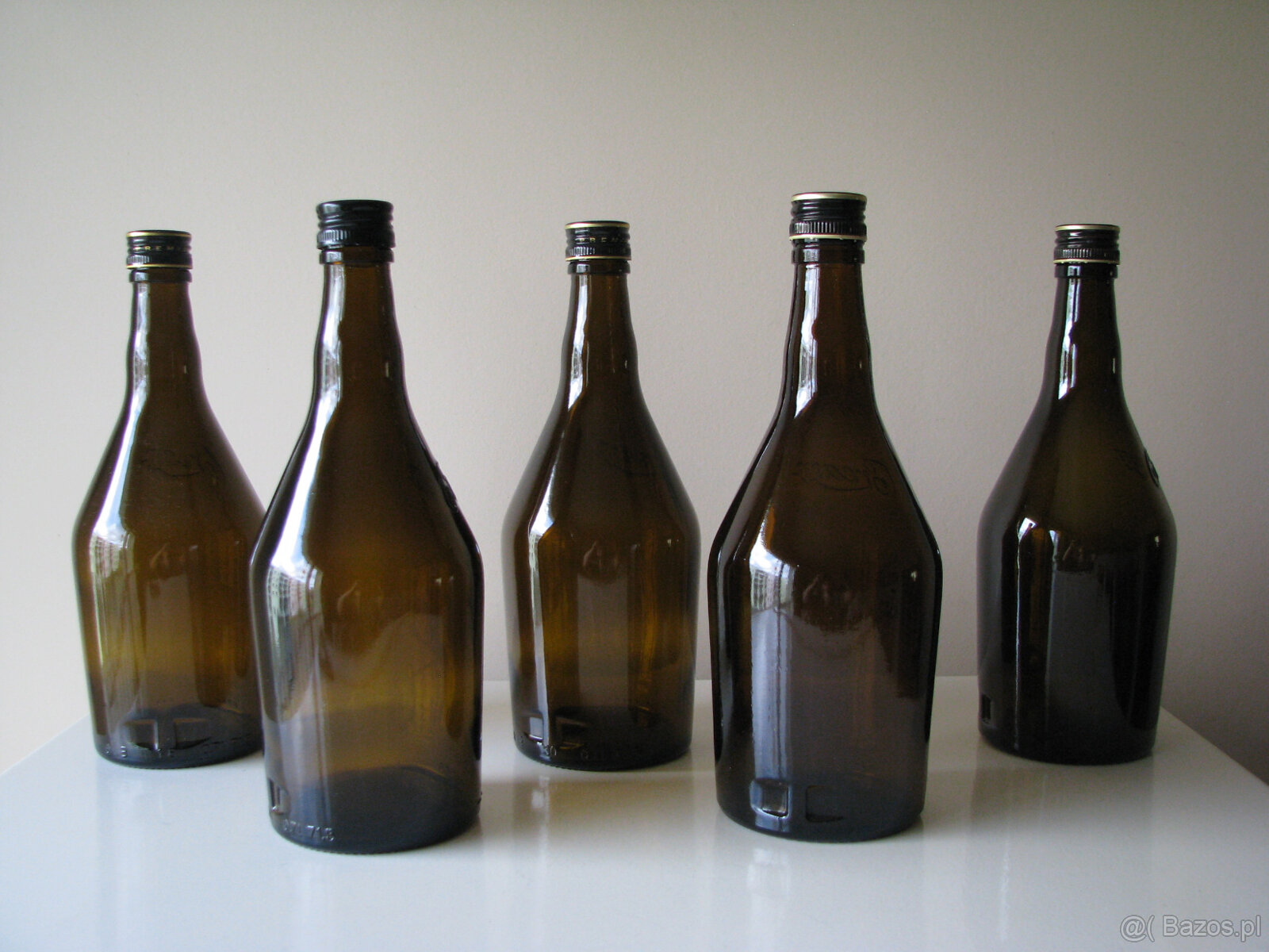 Ciemne butelki z brązowego szkła 0,7 l na nalewki i inne dom