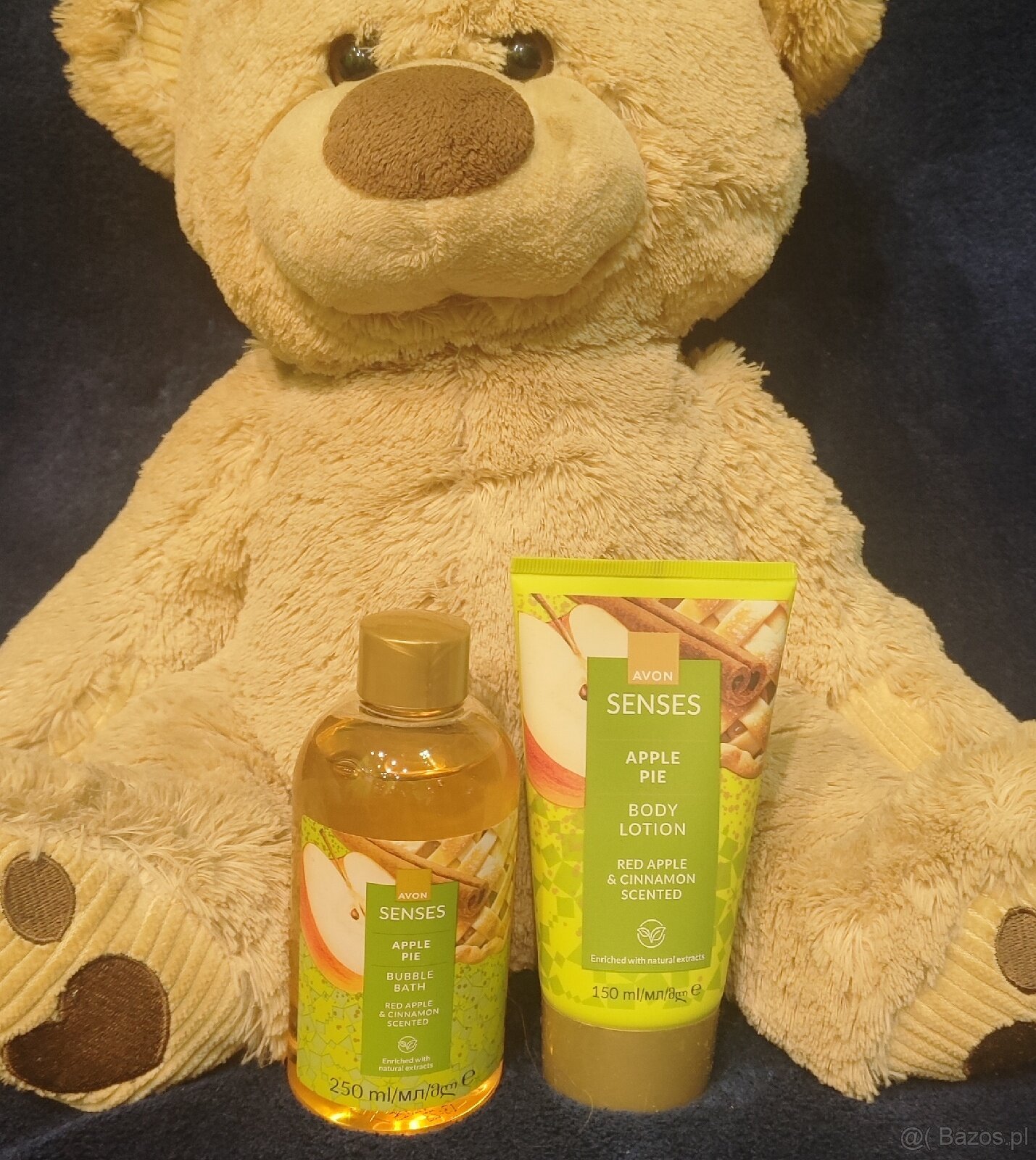 Zestaw AVON do ciała Apple Pie-płyn 250ml+balsam 150ml