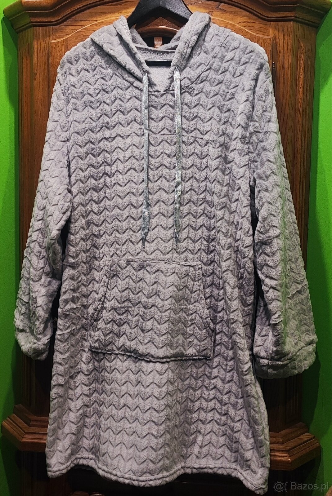 Dresowa sukienka AVON Ciepła i mięciutka, rozm. XL/42