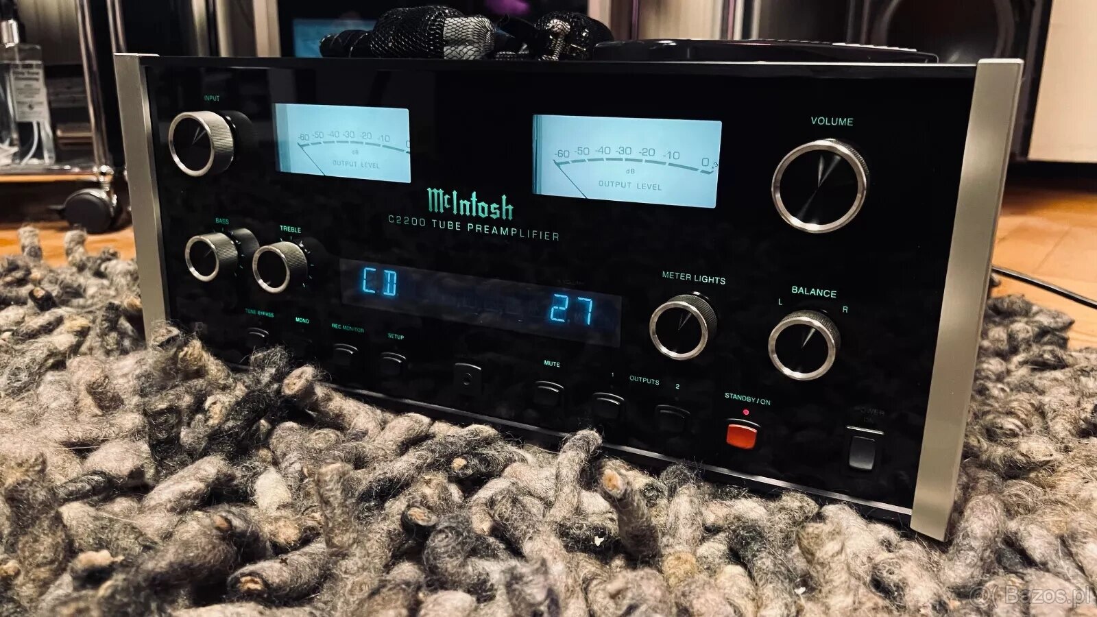 Mcintosh C2200 ( Price : 1900 EUR )