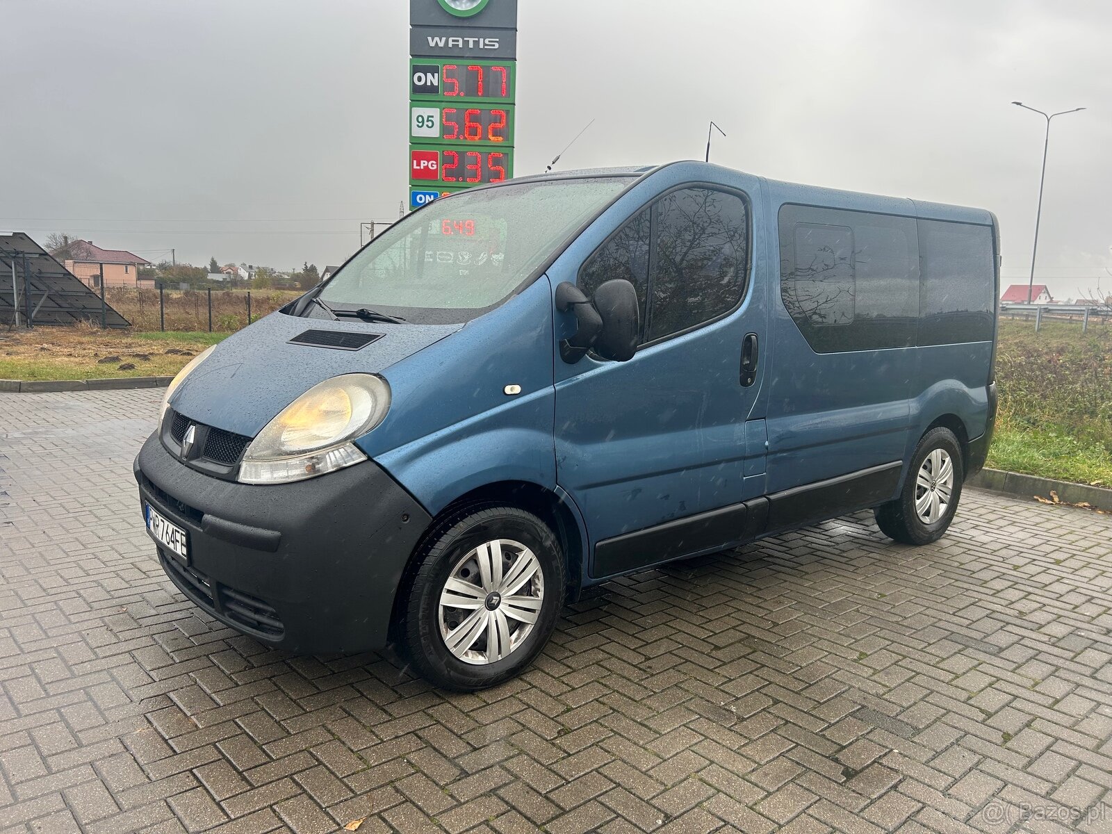 Renault trafik 2004r 1.9 dti 9 osobowy
