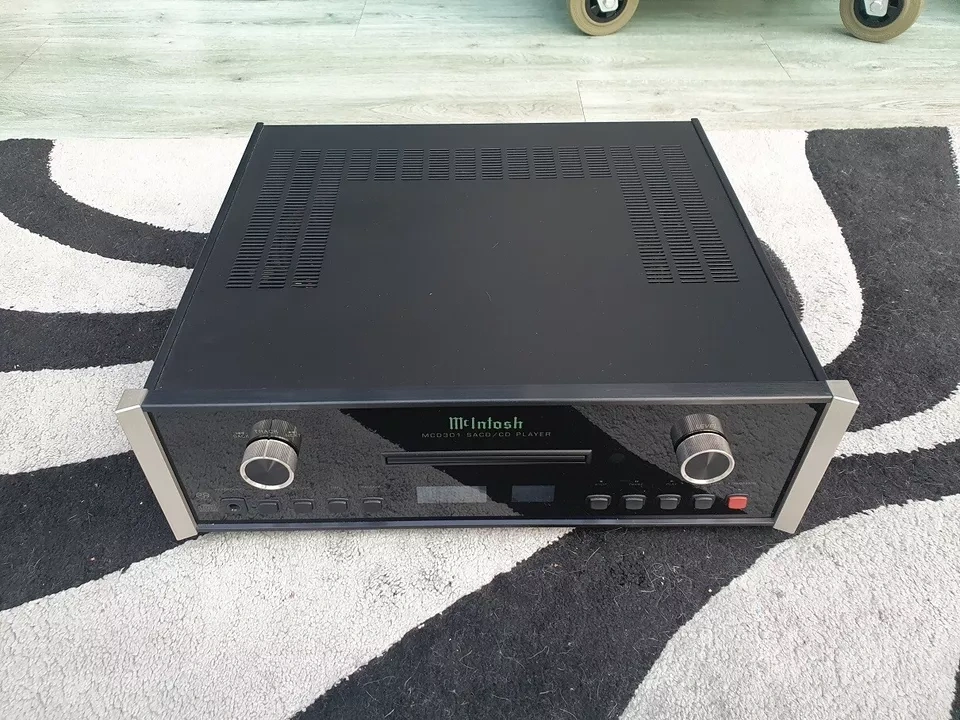 McIntosh MCD-301 ( Price : 1500 EUR )