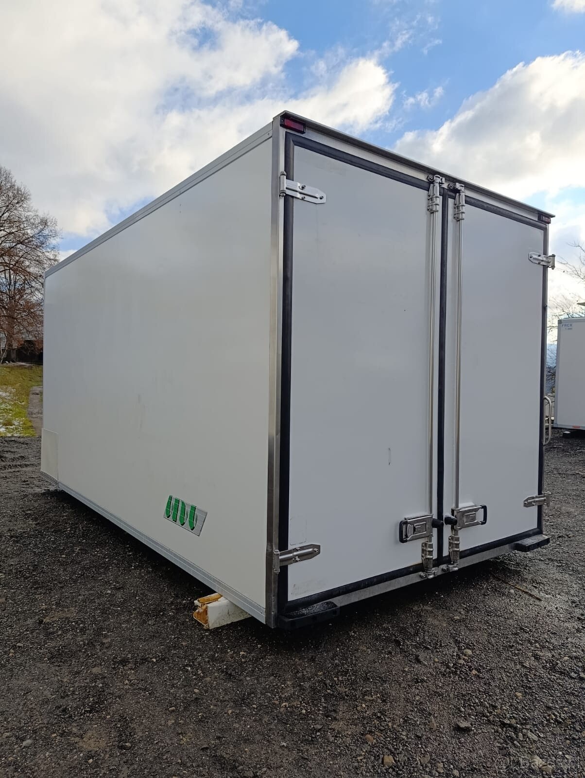 Kontener Izoterma / Kontener Magazynowy / Zabudowa Chłodnicz