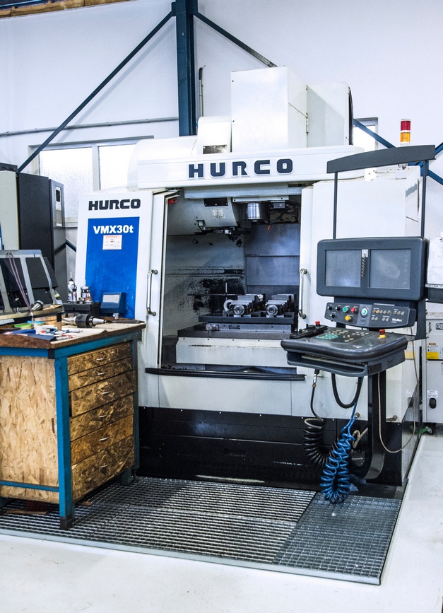 HURCO VMX 30 t Centrum obróbcze / Pionowe