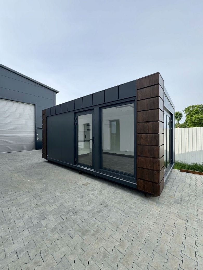 KONTENER 6 X 3M MIESZKALNY / BIURO