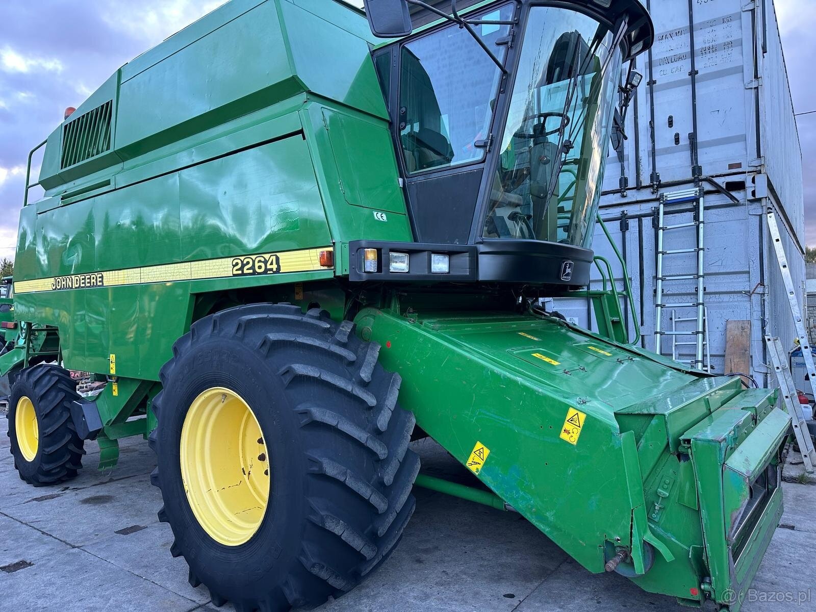 Kombajn zbożowy John Deere 2264 heder 6m +stół do rzepaku r