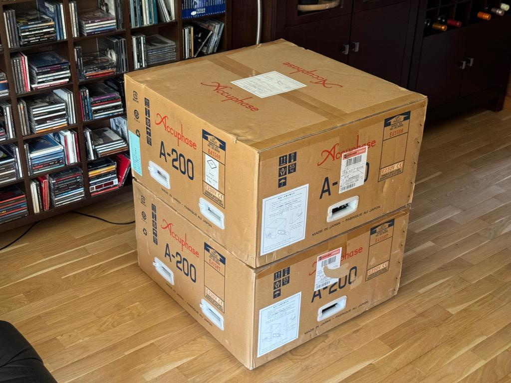 Accuphase A-200 Monoblokowe wzmacniacze mocy