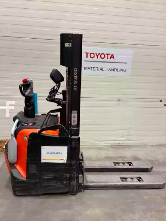 TOYOTA SPE120L Z WAGĄ RAVAS | 703 MTH | 19,000 zł