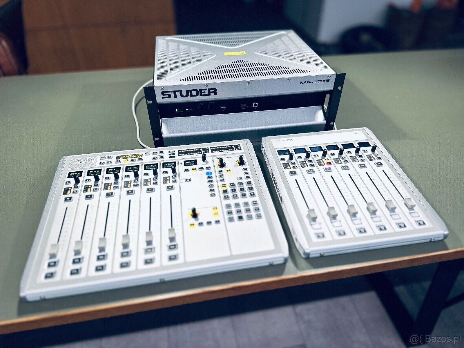 STUDER ONAIR 1500 - (Price: 1600 EUR)