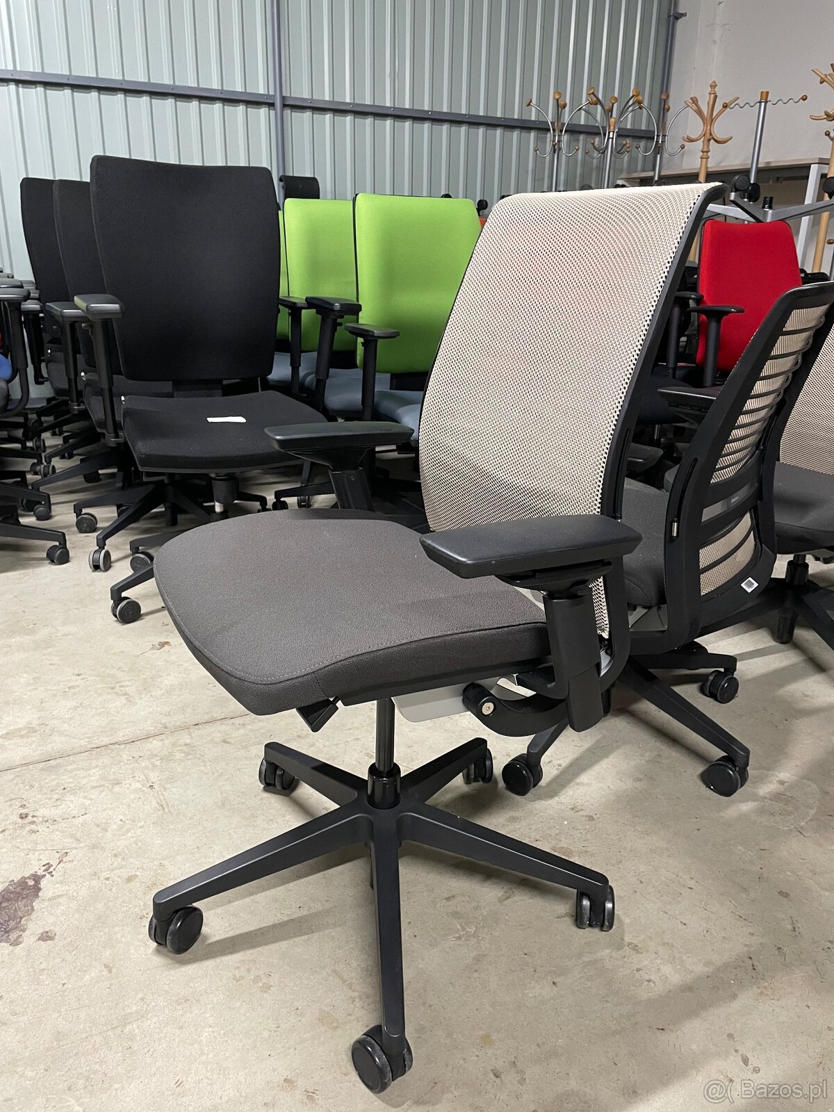 Fotel biurowy Steelcase Think