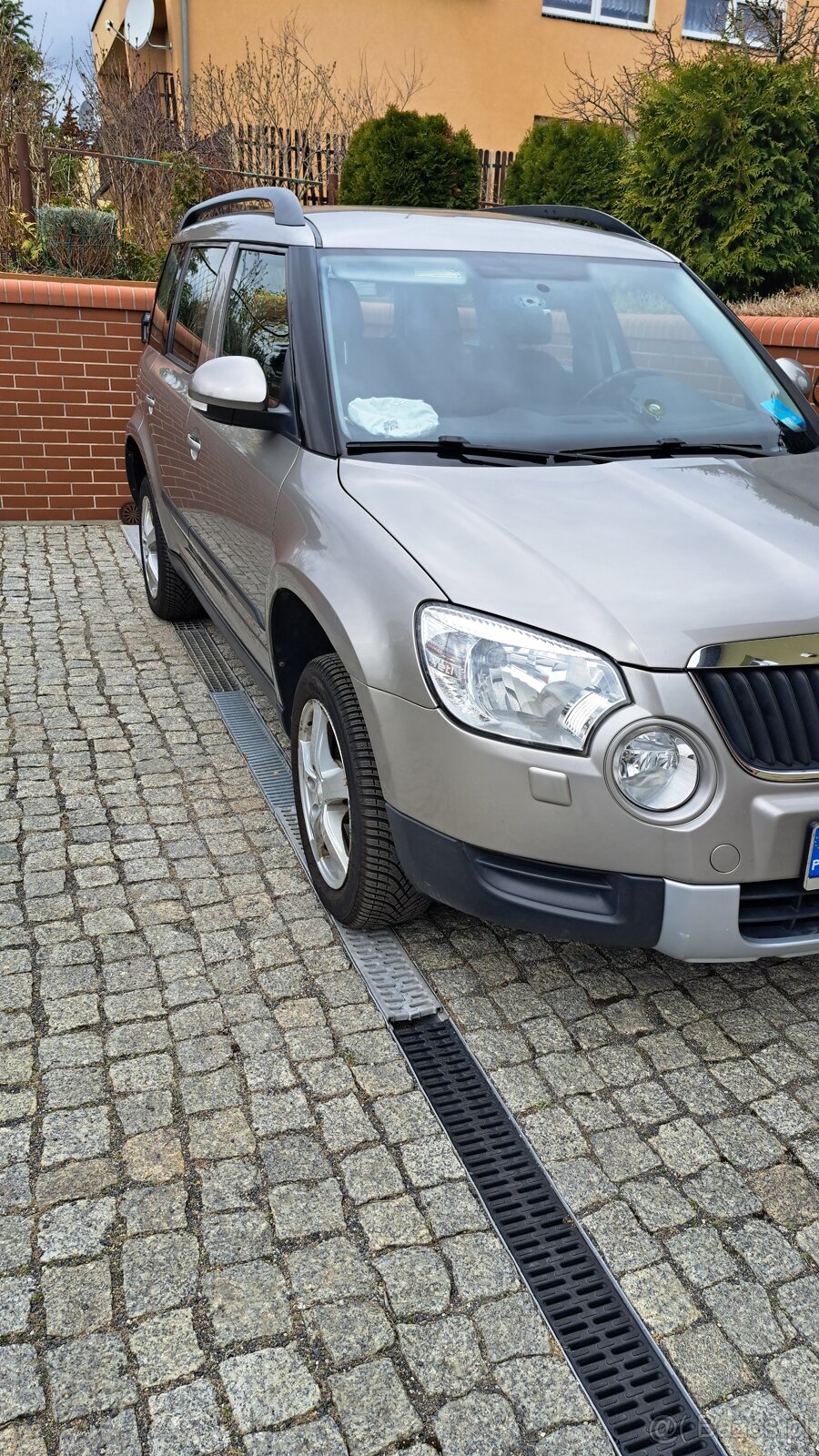 Sprzedam skode yeti w cenie minimalnej