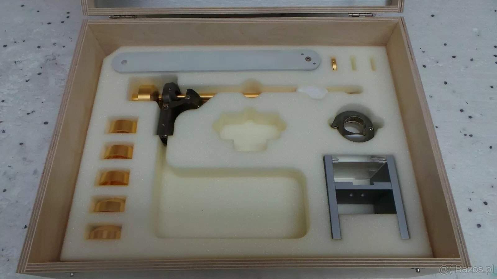 THALES Statement gold tonearm ( Price: 5000 EUR )