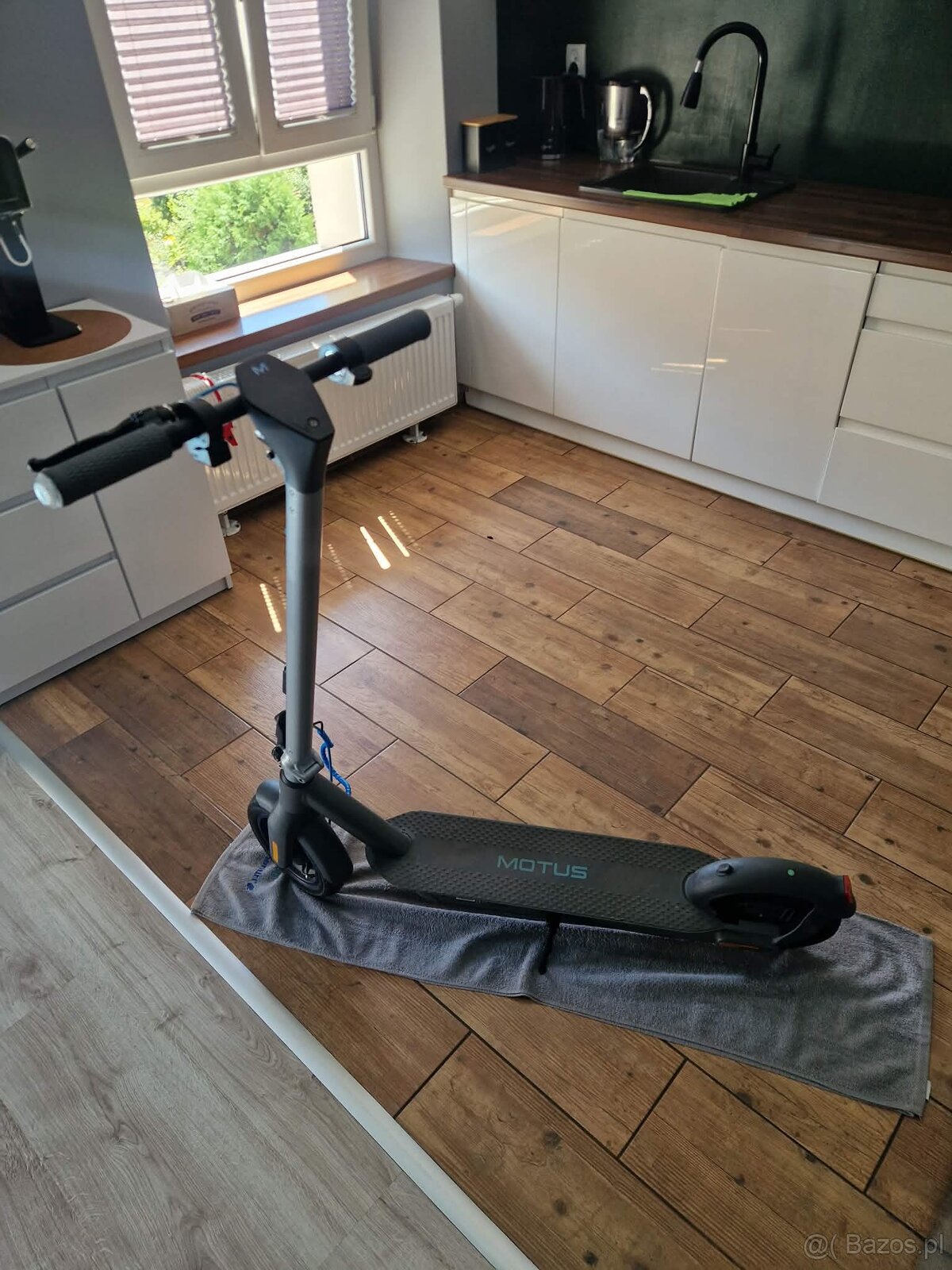 Hulajnoga elektryczna Motus Scooty 10 Gen