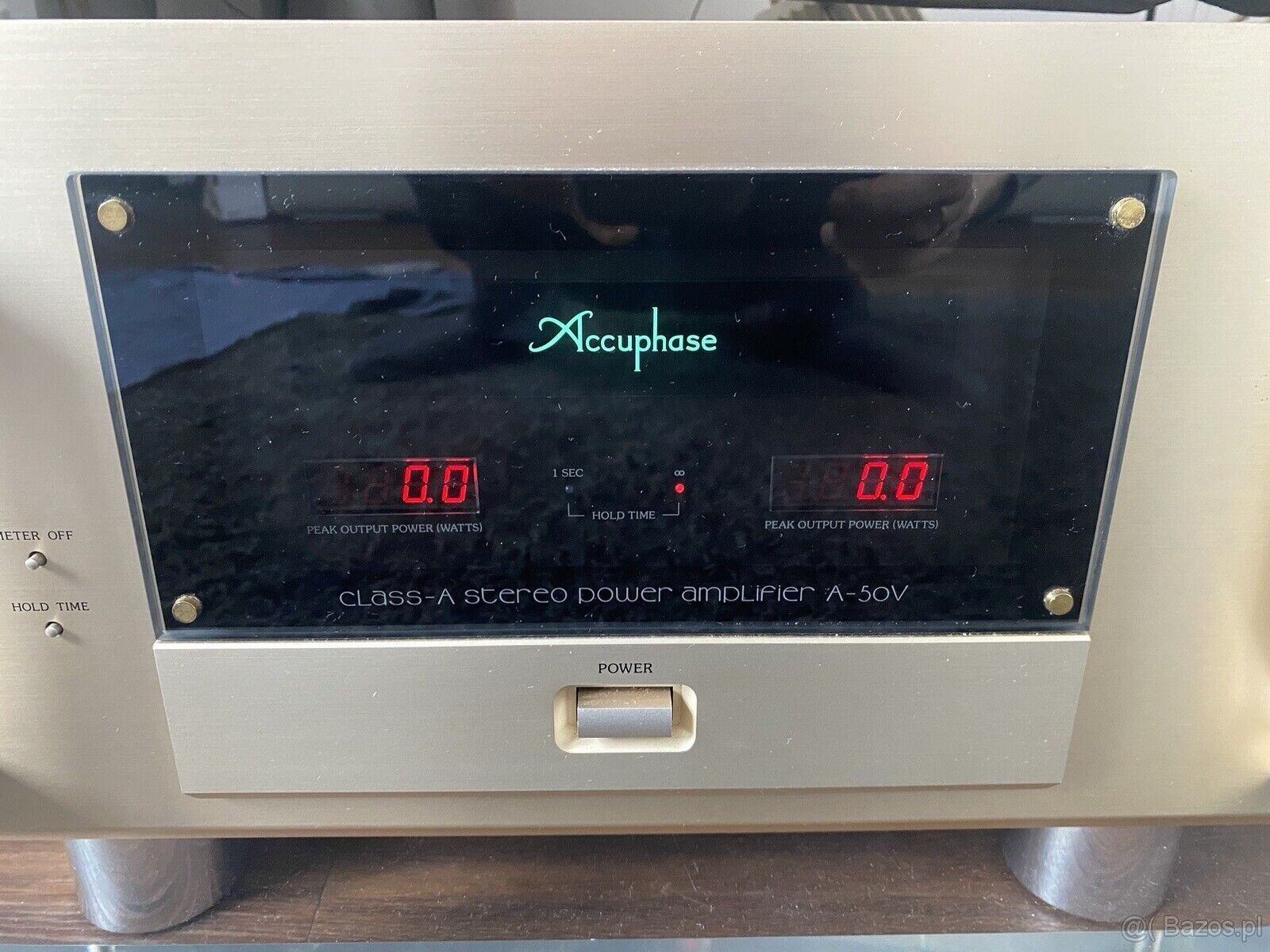 Accuphase A50V - (Price: 2600 EUR)