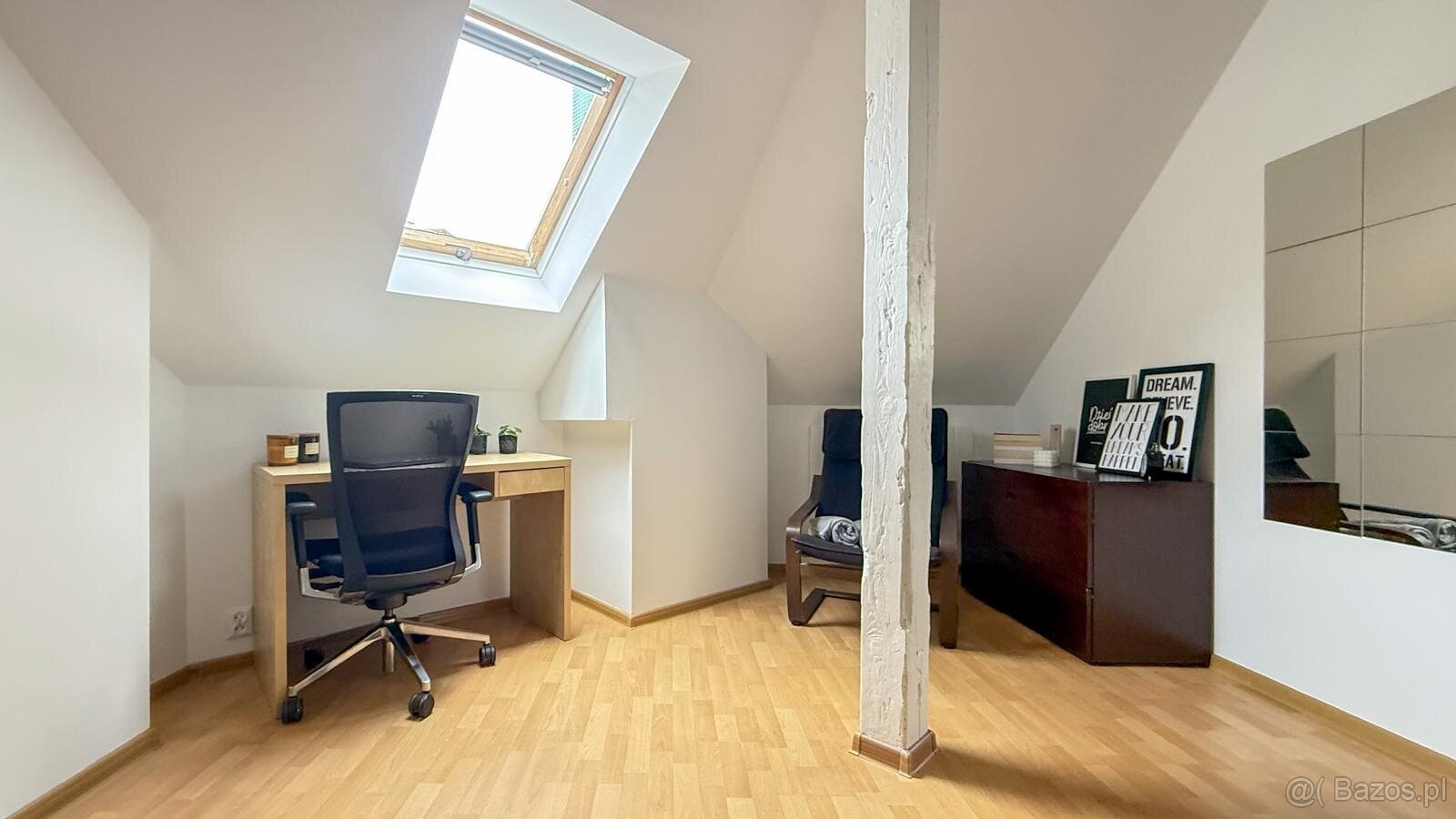 Na sprzedaż kawalerka na Wildzie tuż koło przystanku