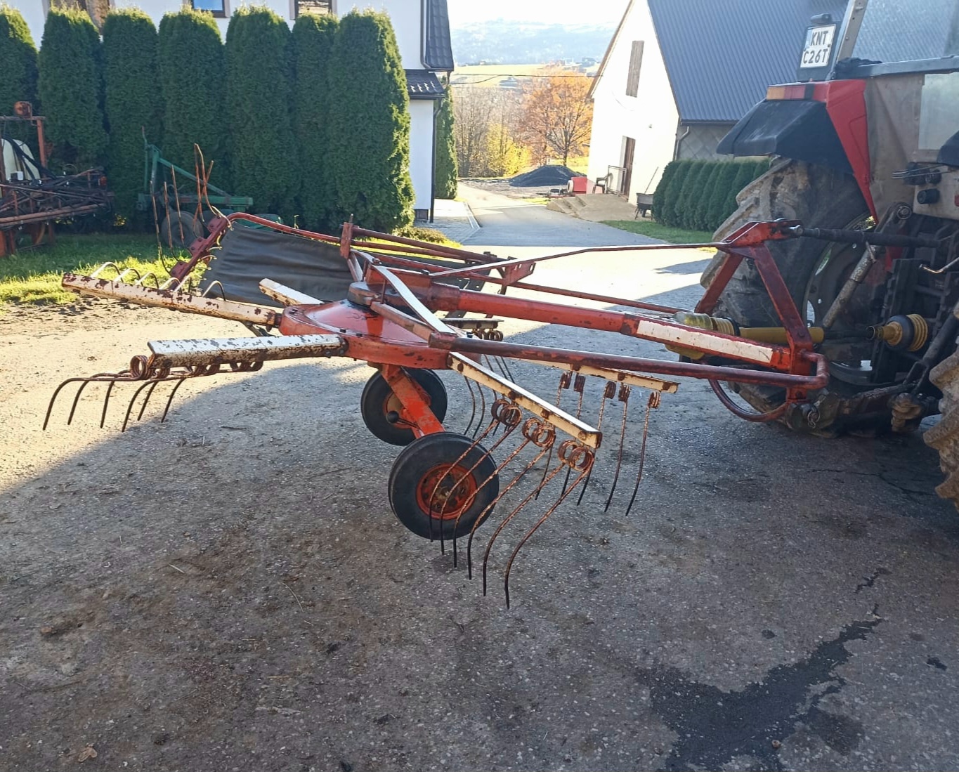 Zgrabiarka karuzelowa Deutz-Fahr