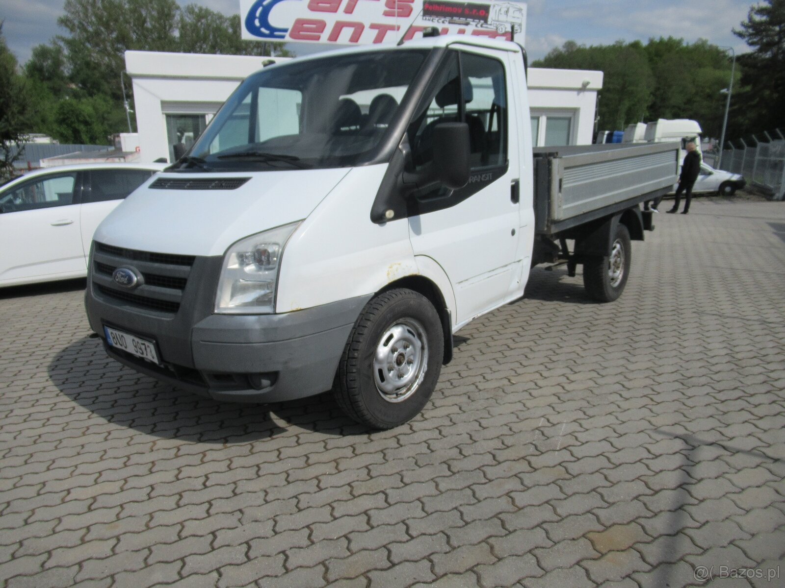 FORD TRANSIT 330 2,4Tdci