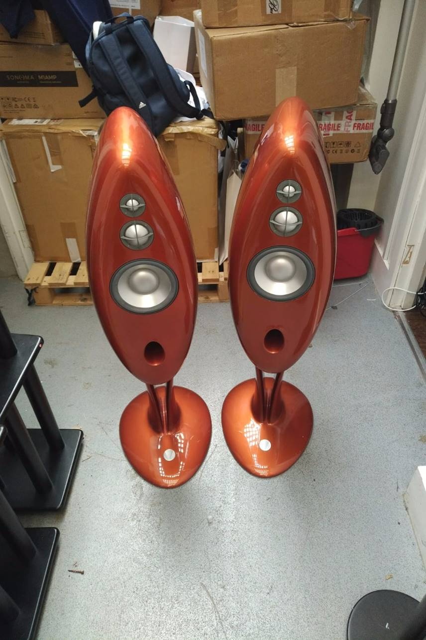 Vivid Audio Oval B1 - (Price: 3600 EUR)
