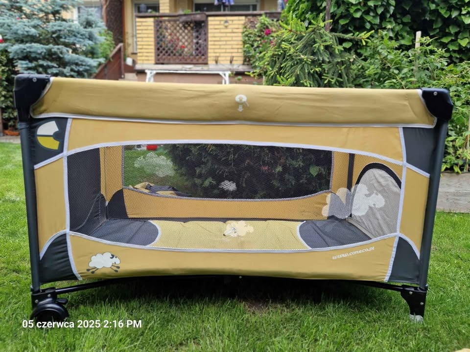 Lóżeczko turystyczne