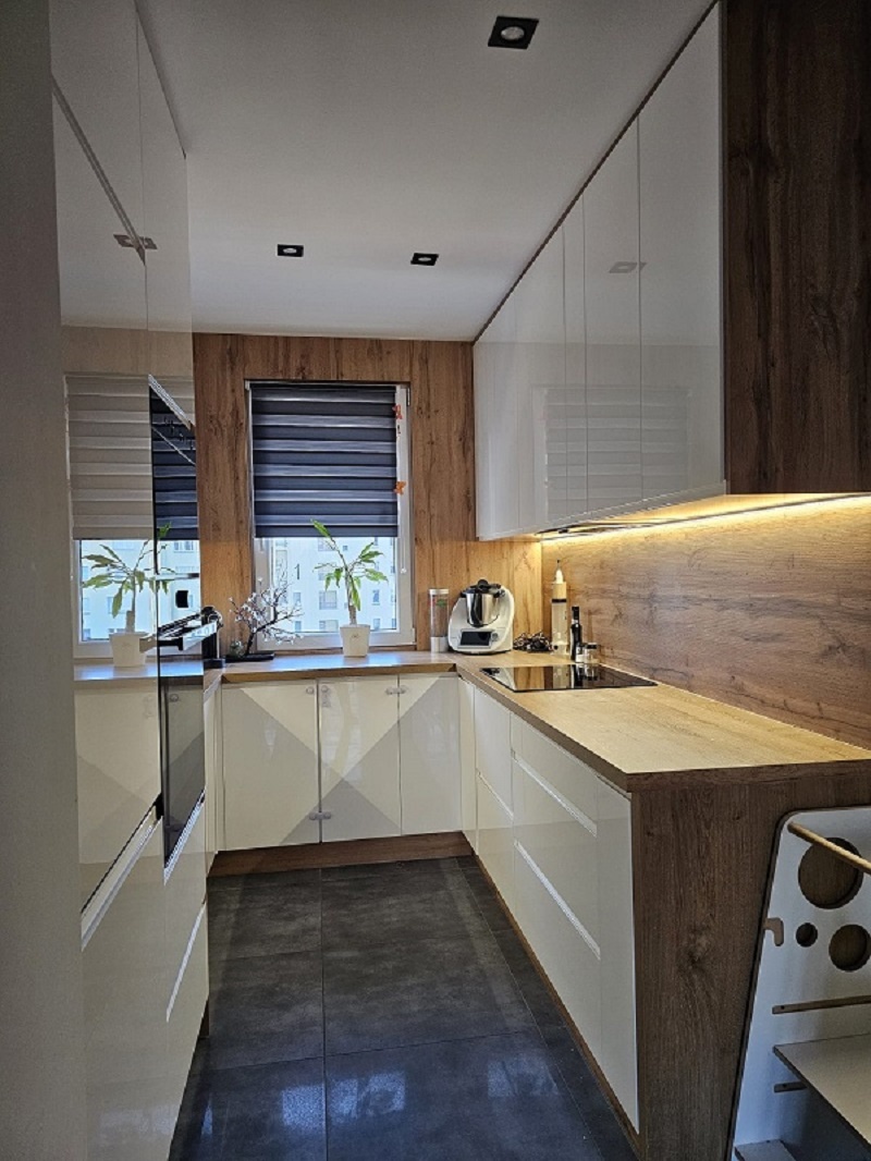 3 pokoje, 62.50m2, balkon, winda, umeblowane, Os. Dobrzec