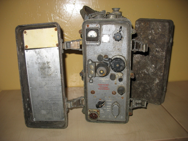 Radiostacja R-105M