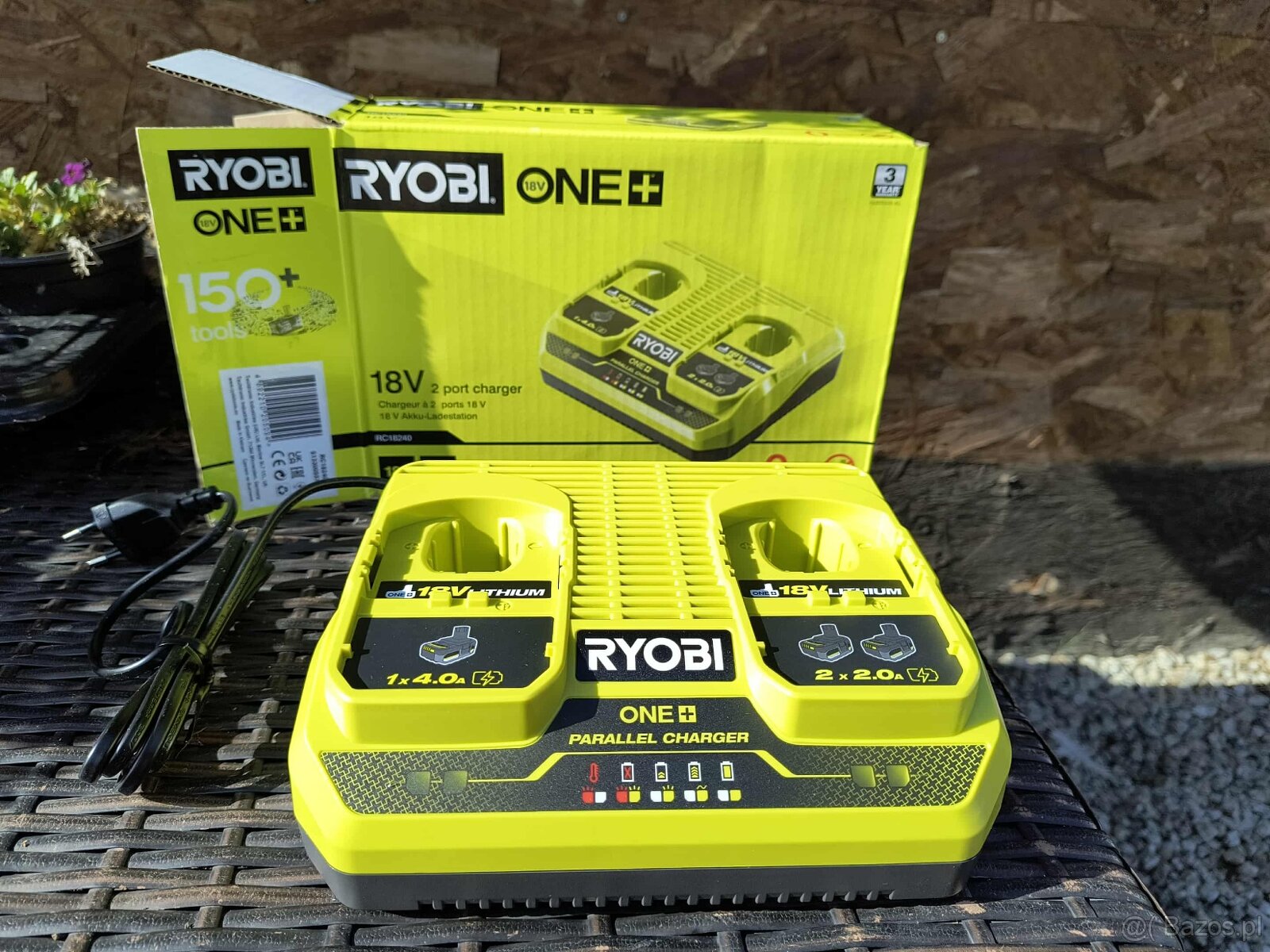 Ładowarka 2-portowa RYOBI ONE+, 18V