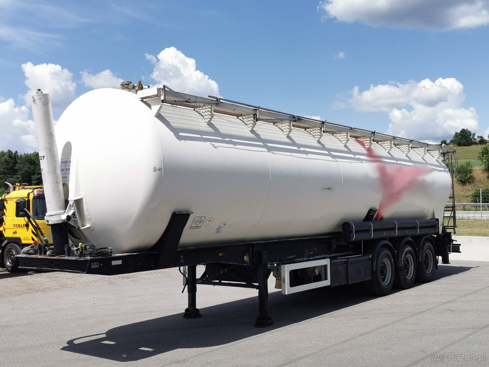 Sprzedam silos naczepowy FELDBINDER KIP o pojemności 63 m3