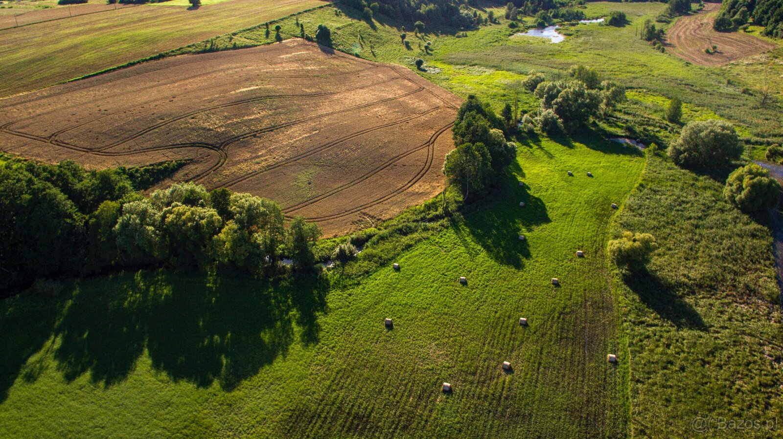 Sprzedam  cztery działki w Idzbarku z linią brzegową rzeki