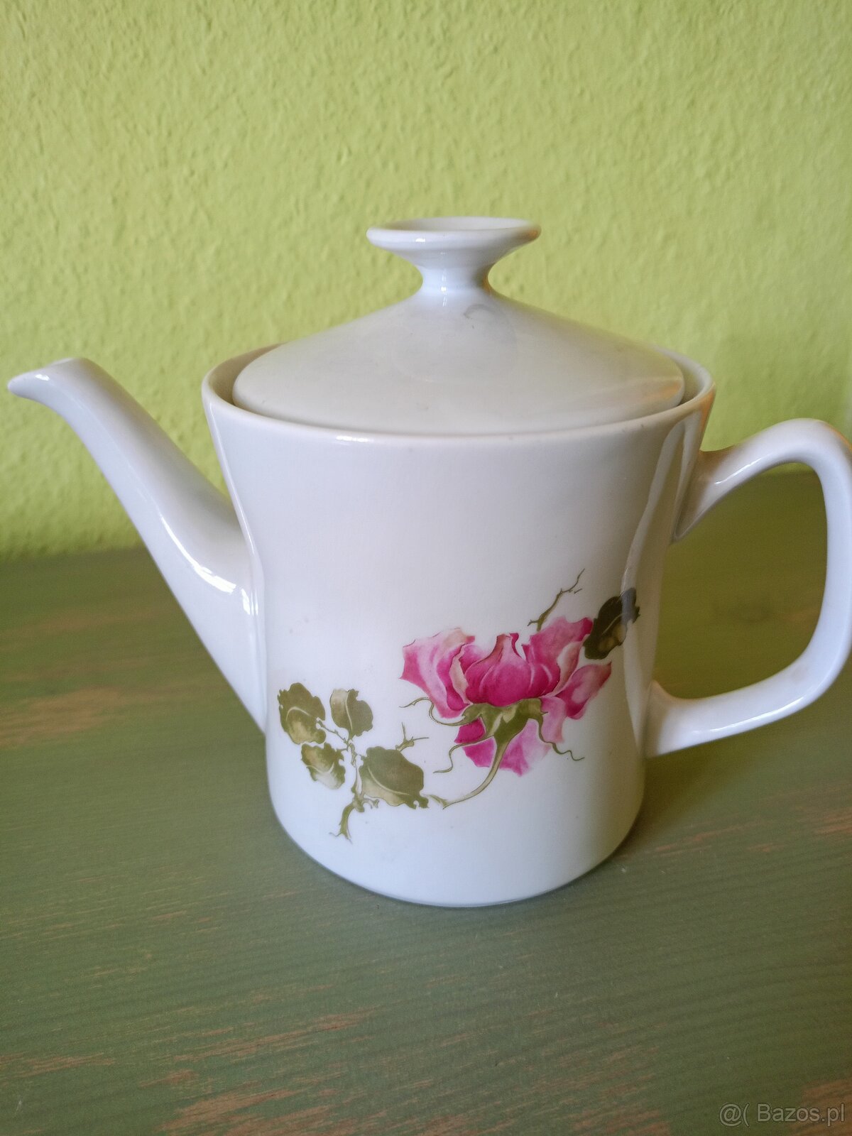 Porcelana „Włocławek”. Komplet deserowy + dzbanek do kawy.