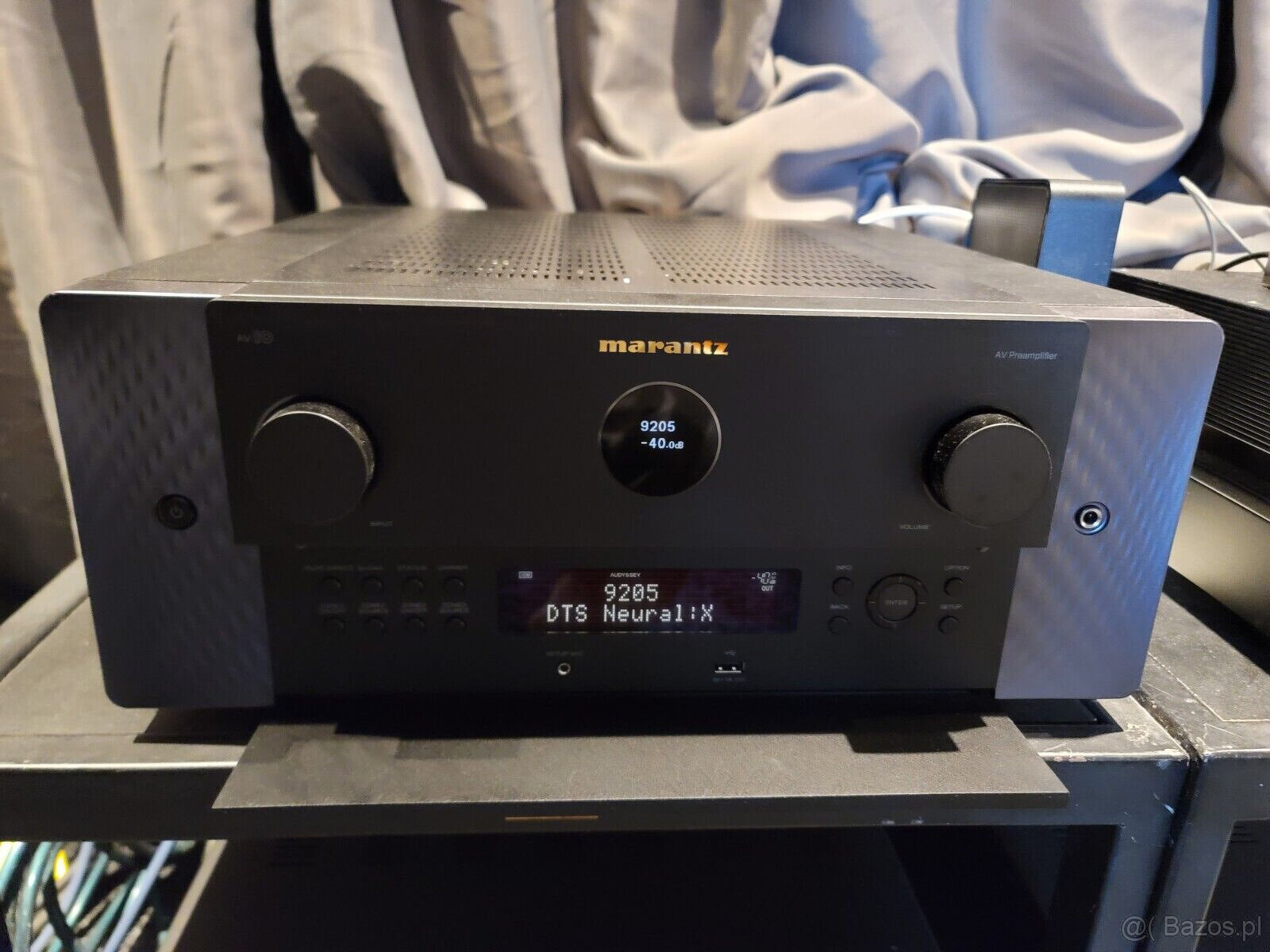 Marantz AV10 - 2000 EURO