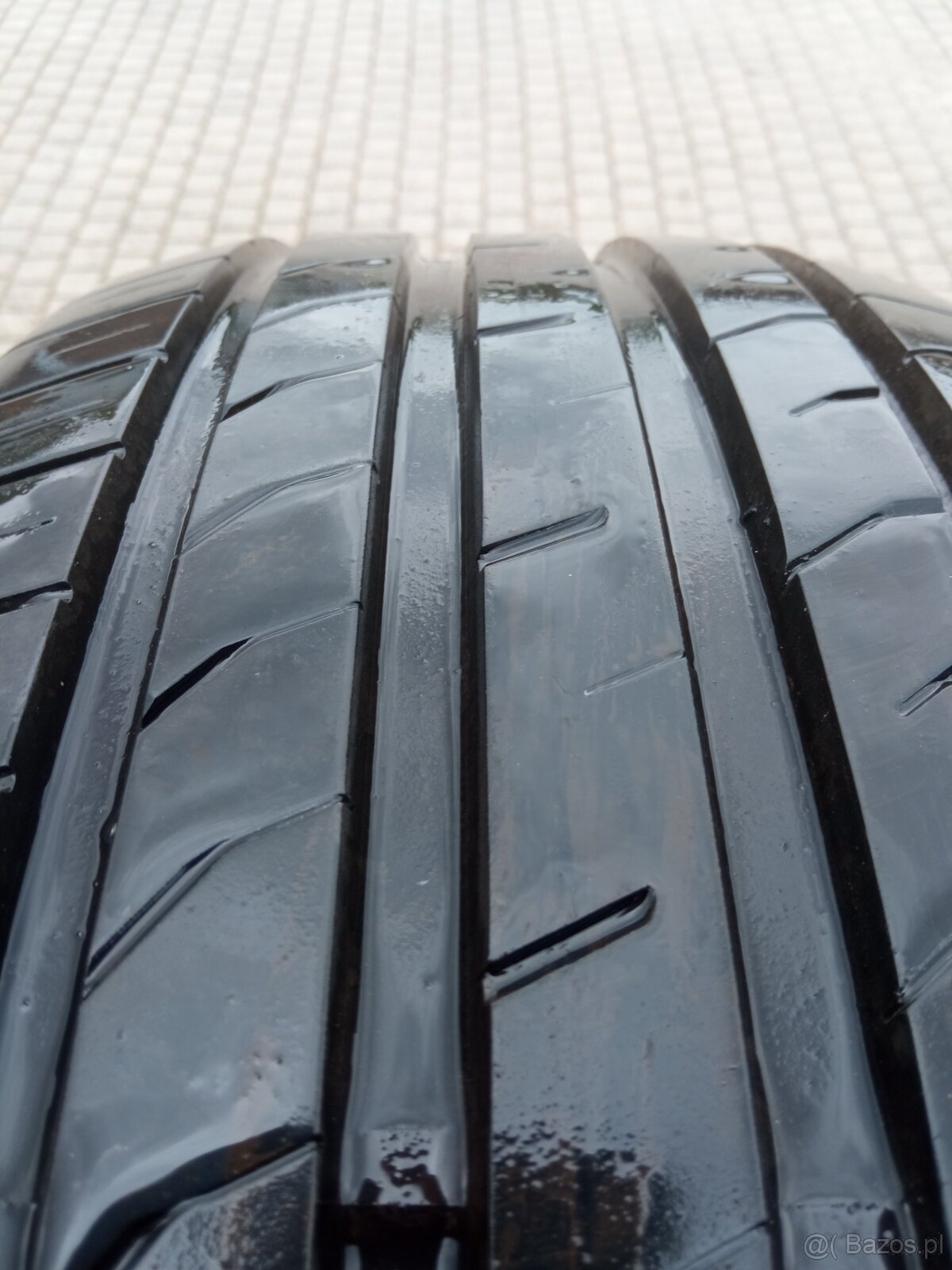 Opony 225/55/16 r NEXEN NFERA PRISOJ 95 W nie naprawiane bie