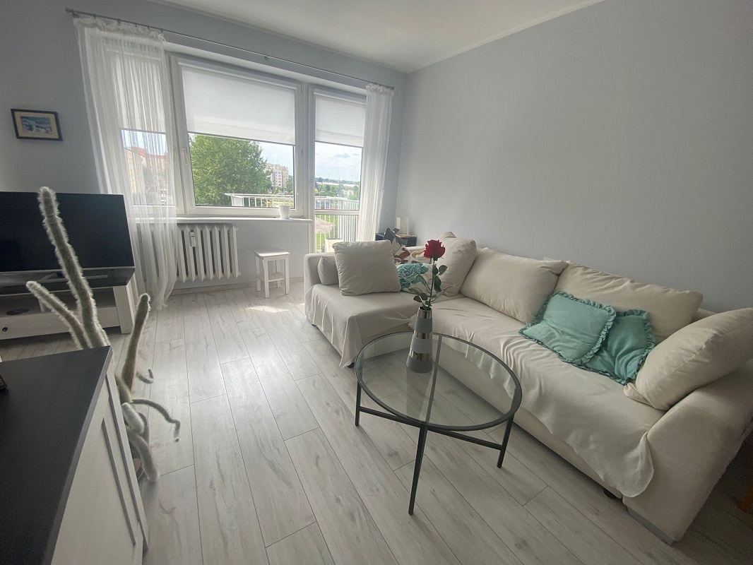 Mieszkanie o pow. 48.03m2, balkon, IVp, Os.Widok