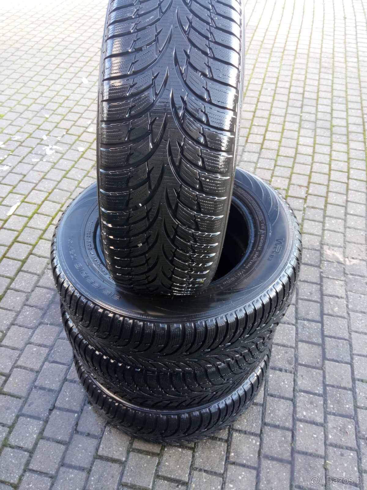 opony NOKIAN 215/65/16 R xl 102h bieżnik ok 7 mm nie naprawi