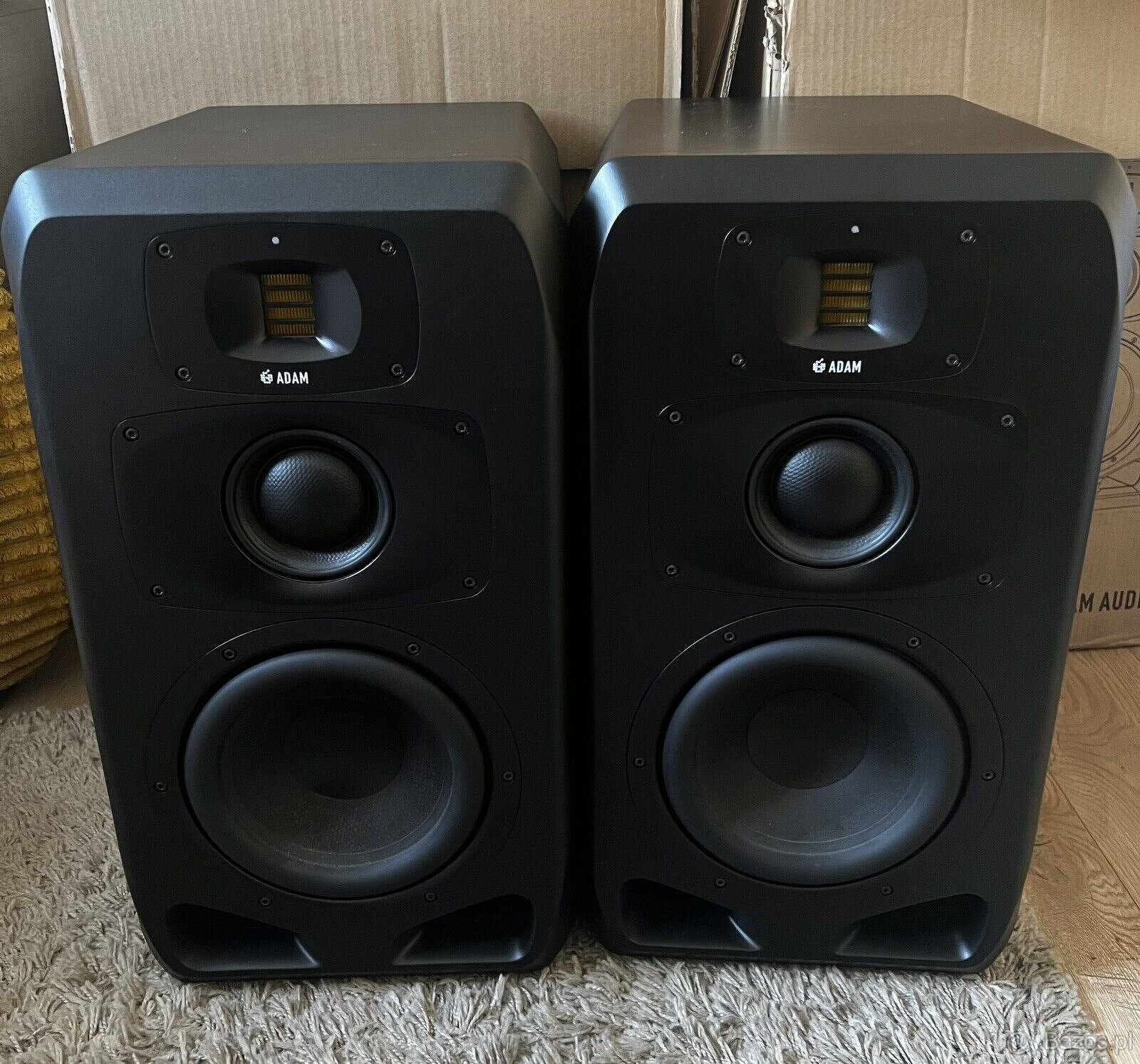 Adam Audio S3V - (Price: 1700 EUR)