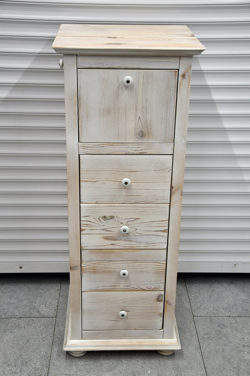 komoda z drewna sosnowego - jak nowa