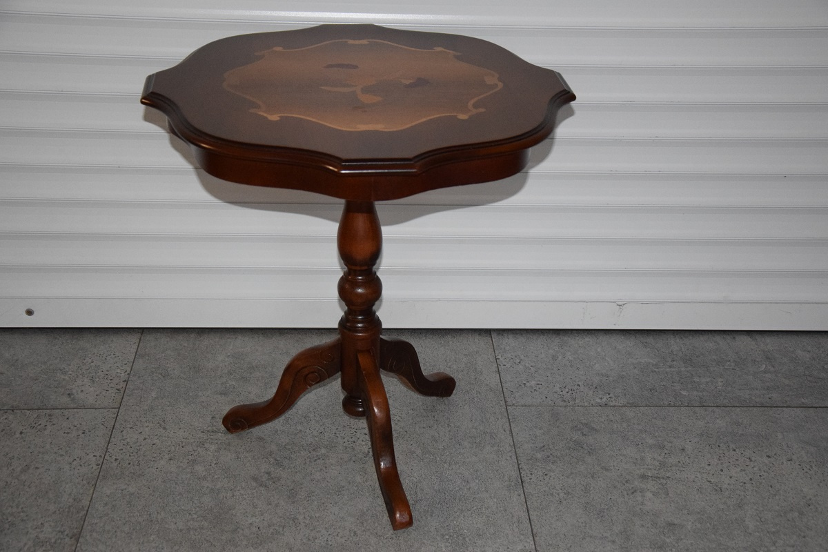 stolik kawowy z intersją - jak nowy