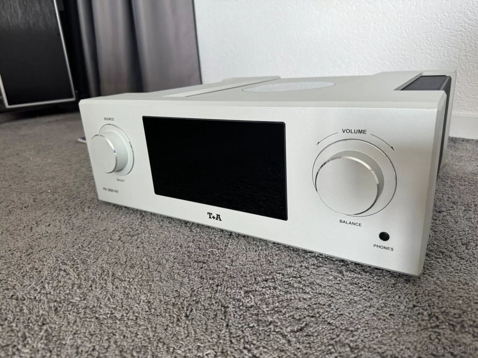 T + A PA 3000 HV ( Price : 2500 EUR )
