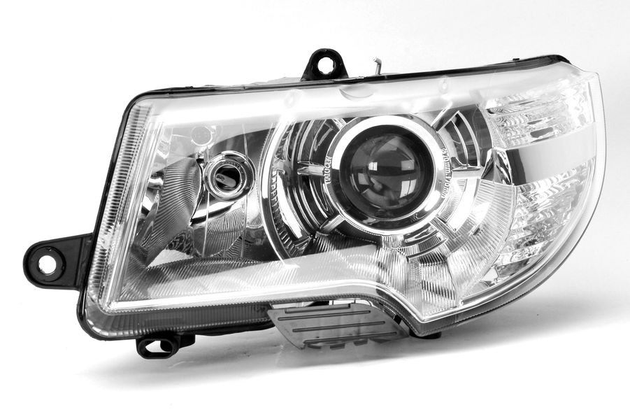 Reflektor Skoda Superb II
