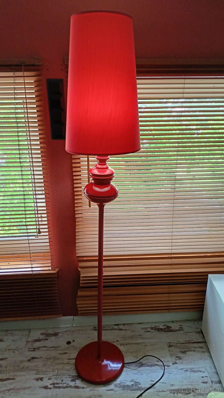 Sprzedam Lampę podłogową