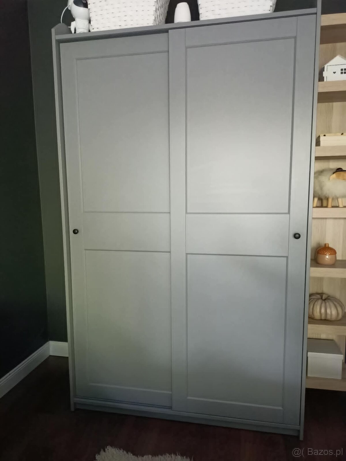 Szafa z drzwiami przesuwnymi szara IKEA HAUGA