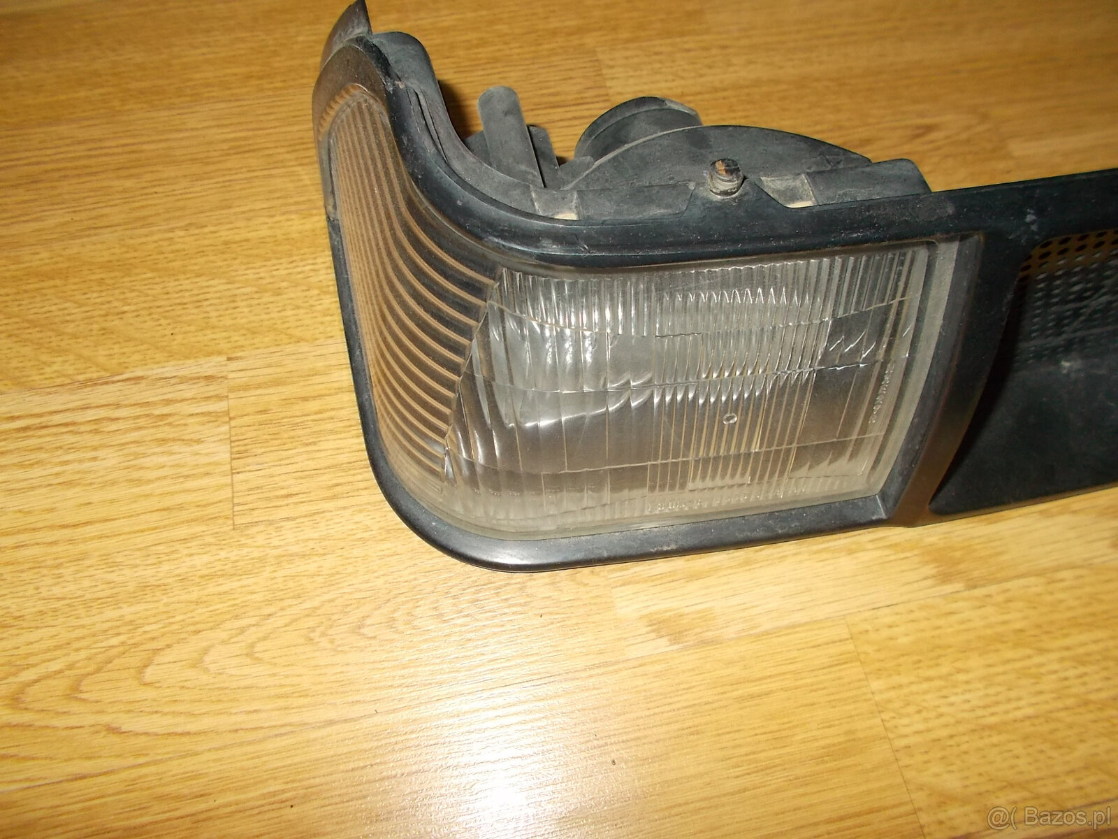 czołówka lampy przednie traktorka Kubota GB 160,180,200 - 10